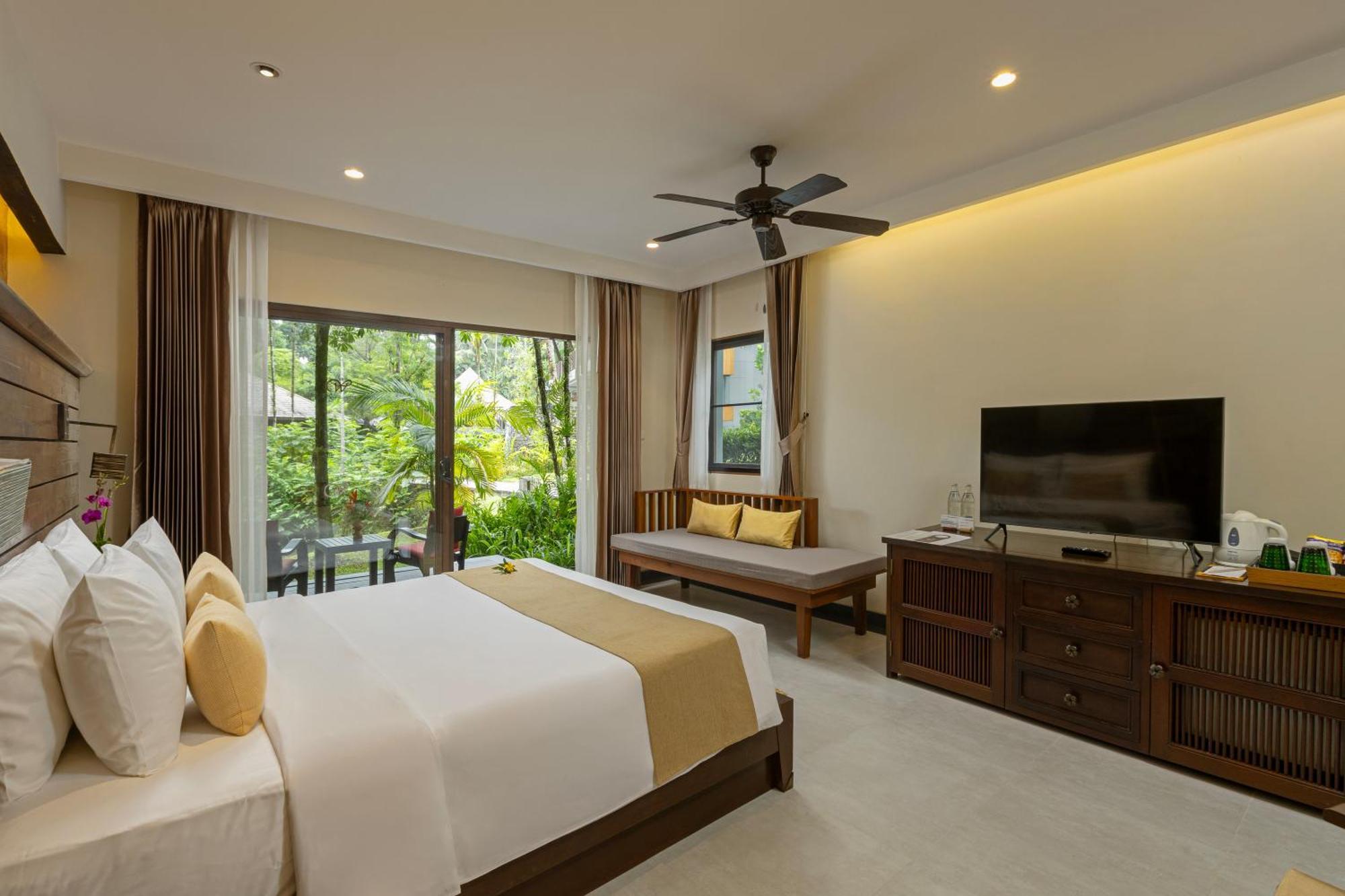 Khaolak Wanaburee Resort - Sha Extra Plus Кхаулак Экстерьер фото