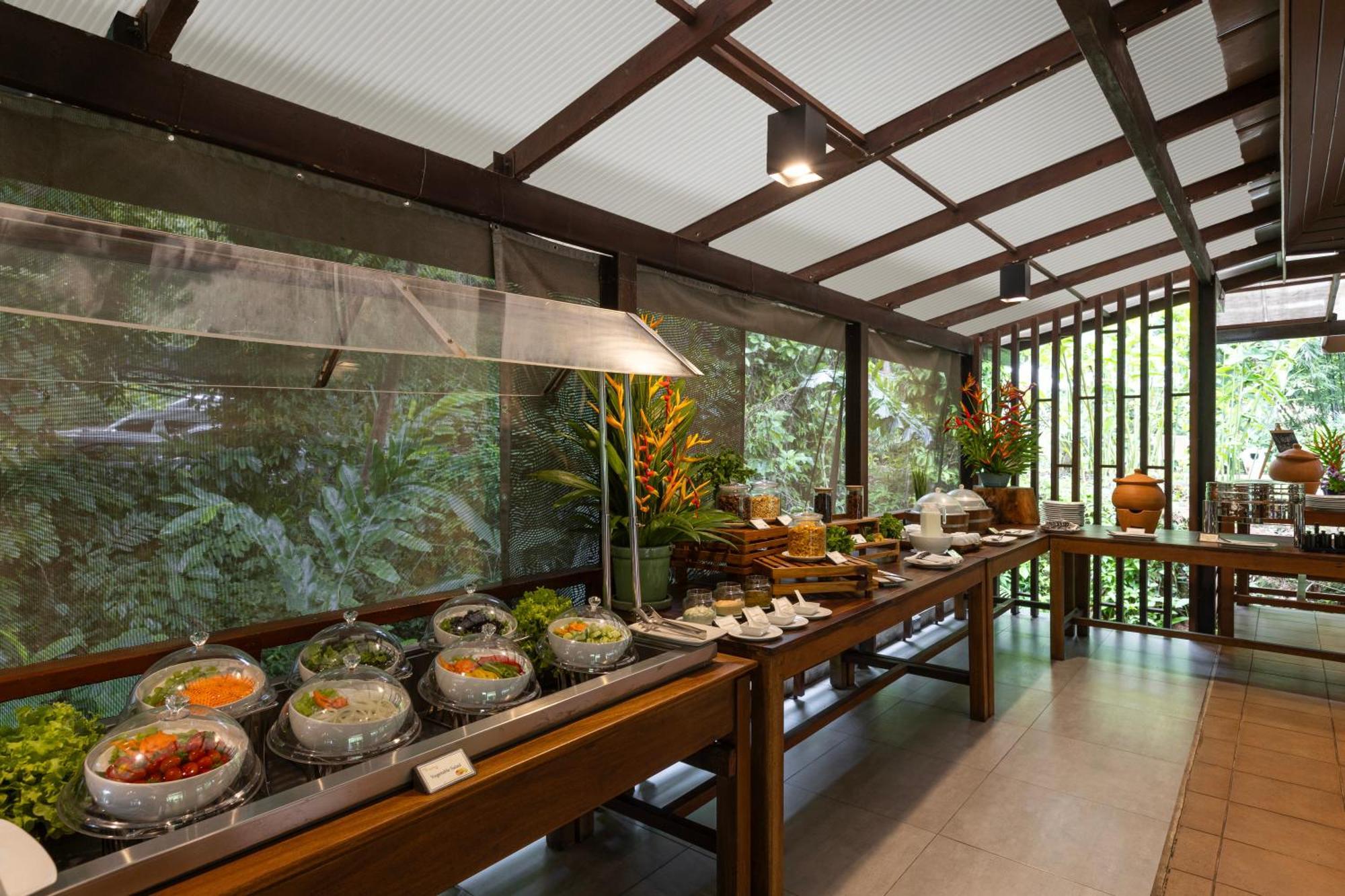 Khaolak Wanaburee Resort - Sha Extra Plus Кхаулак Экстерьер фото